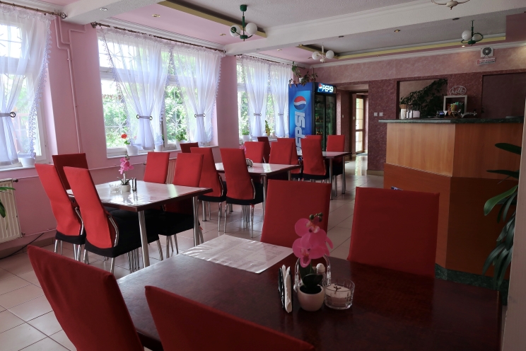 W dniu 04.06.2026 r. w Święto Bożego Ciała, restauracja i hotel będą otwarte 24/7